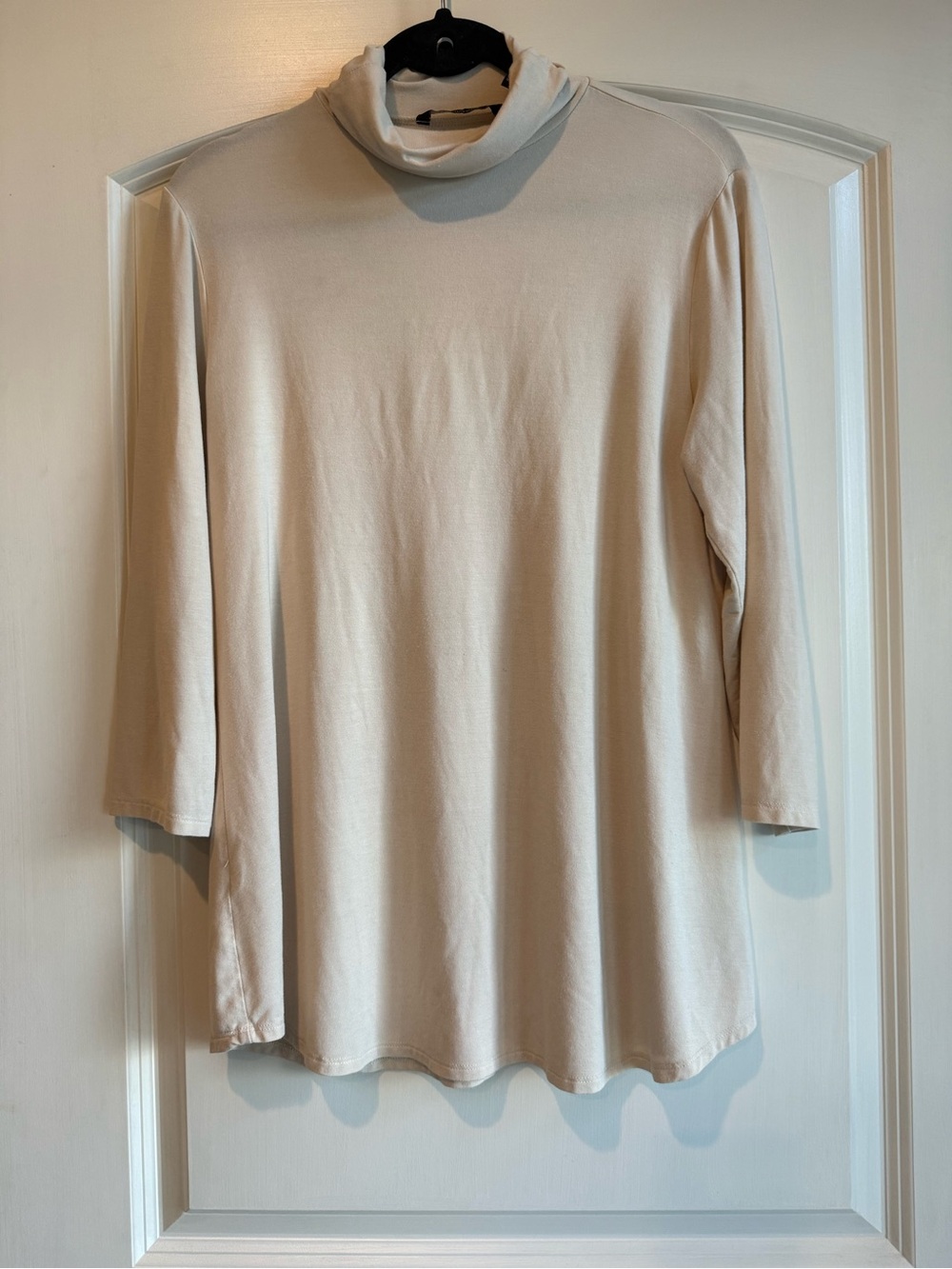 H by Halston Cream Long-Sleeve Turtleneck Top